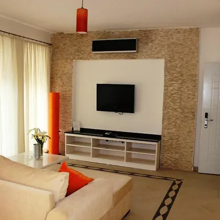 Golden Life Heights Deluxe - Adult Only Otel