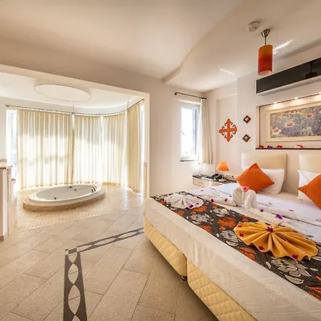 Golden Life Heights Deluxe - Adult Only 4* Öludeniz